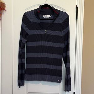 Tommy Hilfiger Women’s Navy and lighter blue quarter Zip Sweater